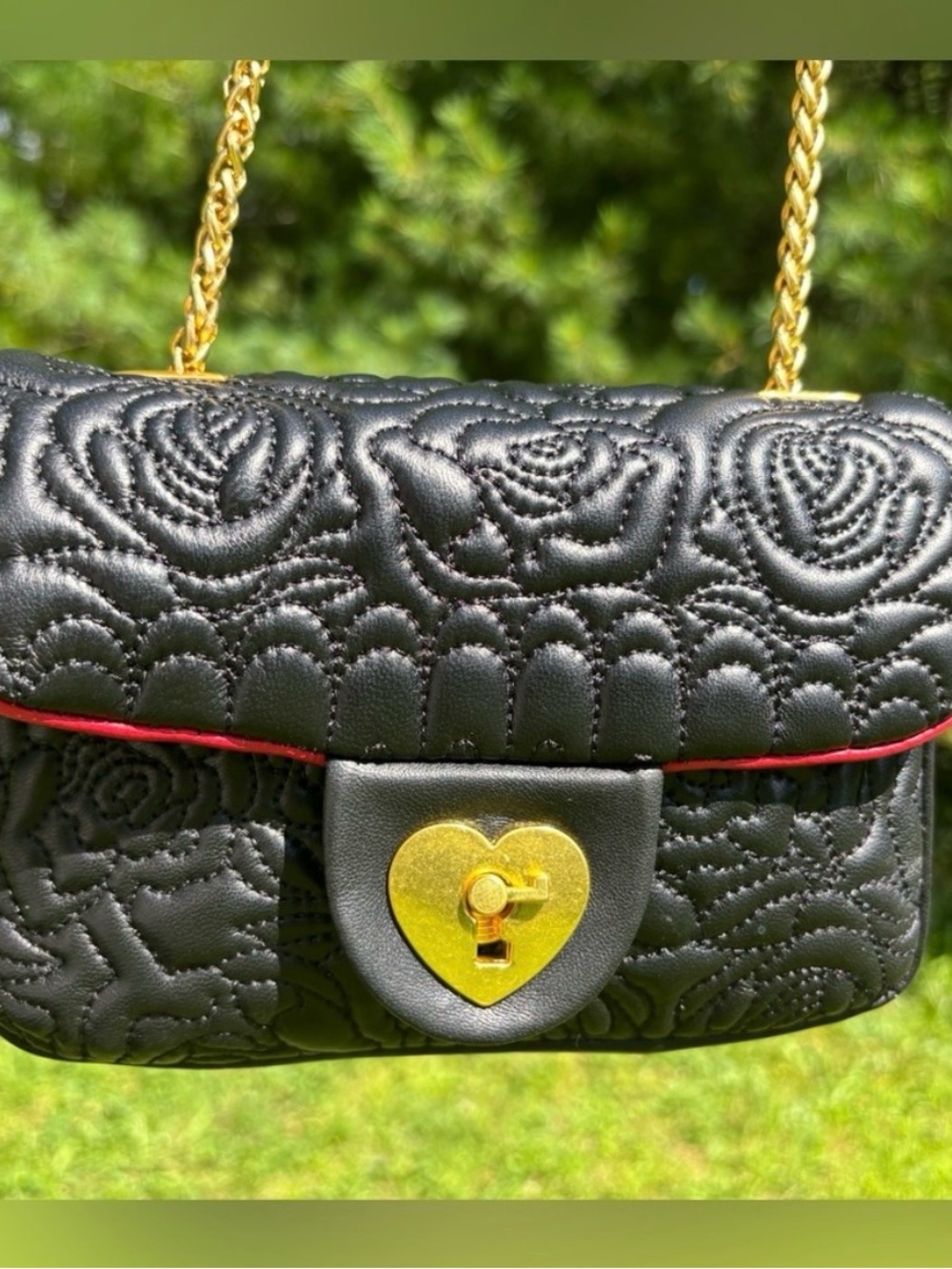 Sharif Black Quilted Heart Lock Chain Crossbody Bag with box - Picture 3 of 13